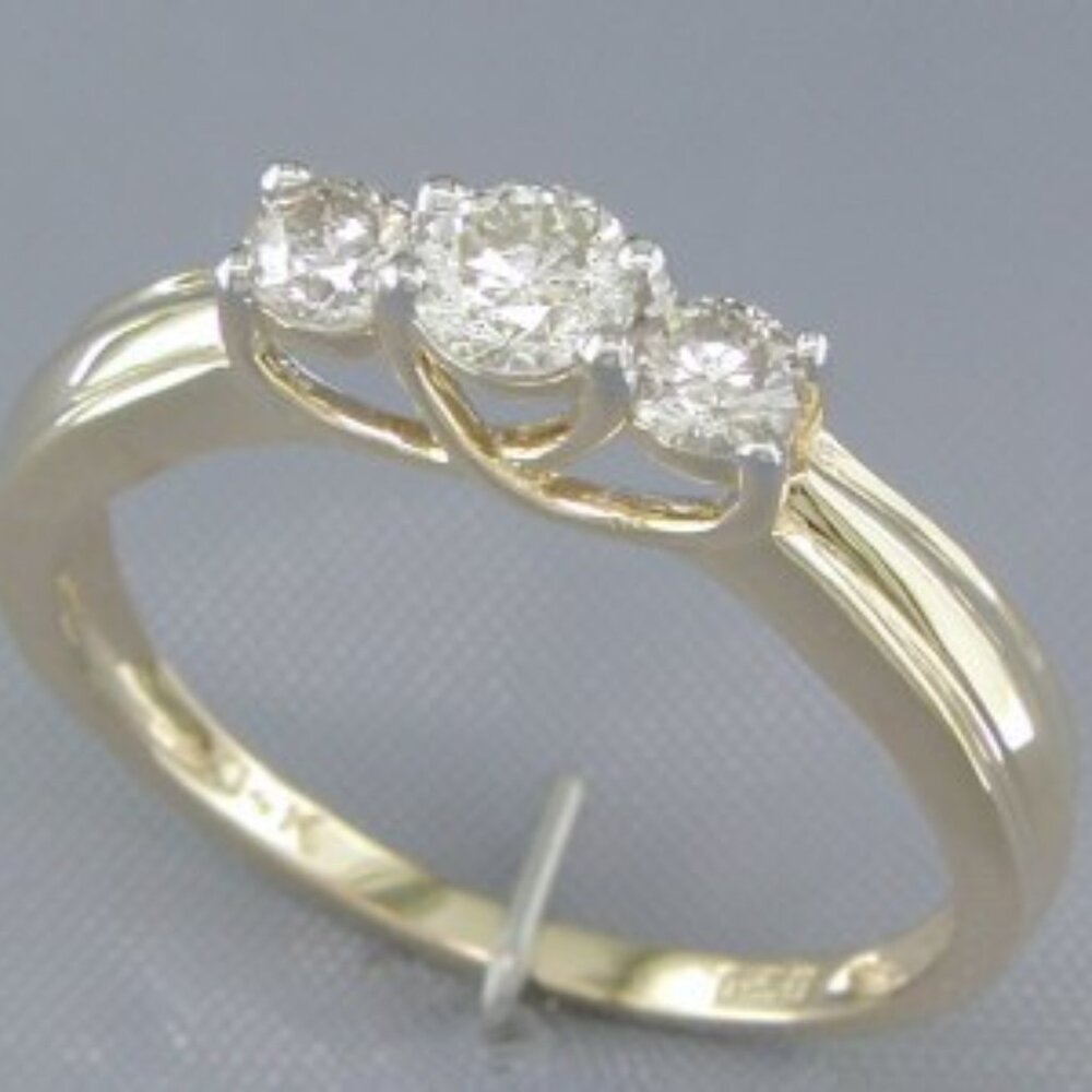 14Kt Yellow Gold 1/2-Carat Past-Present-Future Diamond Ring
